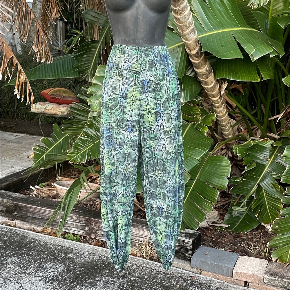 Kiniki snake print balloon pants